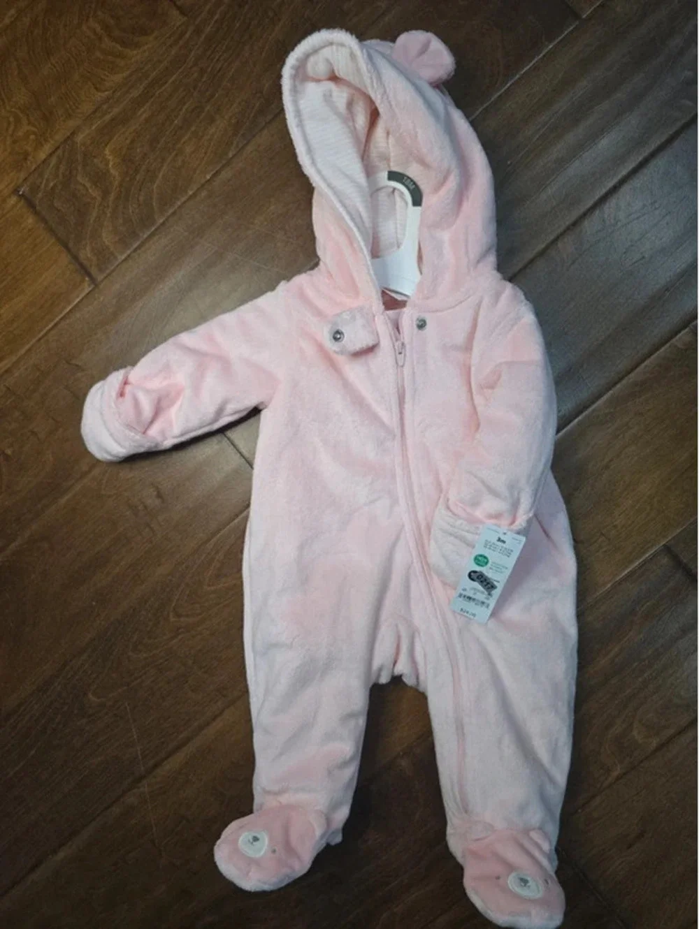 3m brand new baby snowsuit from carter's item. 217G1